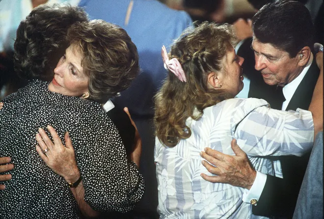 22 May 1987: President Ronald Reagan and his wife, Nancy Reagan, offer condolences to the family of Jeffrey Curtis Sibley.