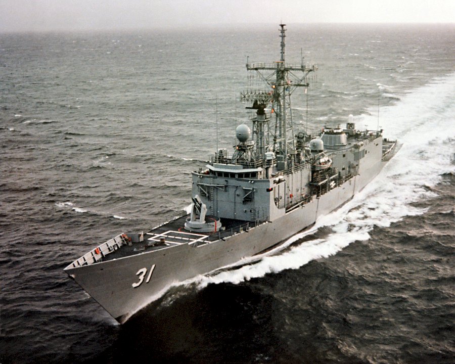 13 July 1982: USS Stark (FFG-31) on sea trials off the coast of Washington.