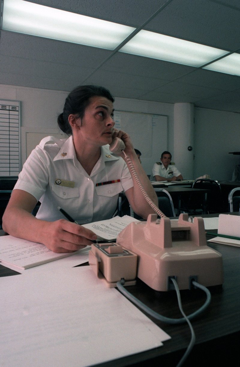 May 17, 1987: US Navy personnel take calls at the Emergency Coordination Center regarding the Stark attack.