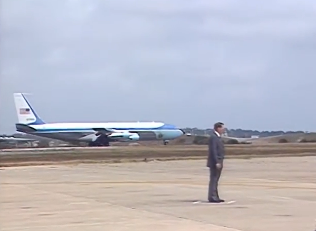 Air Force One landing at Naval Station Mayport.